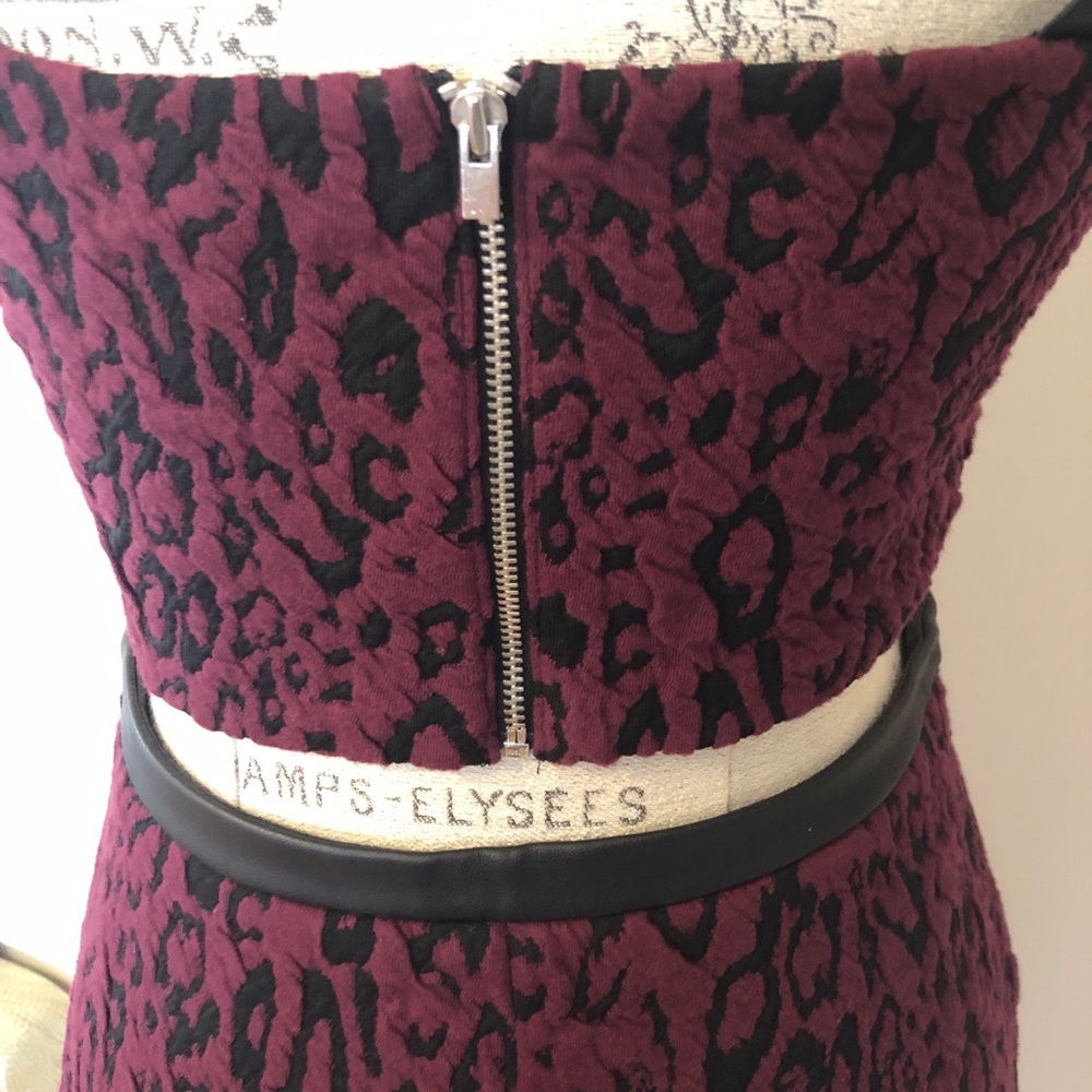 Express Matching Skirt Set - Picture 6 of 13